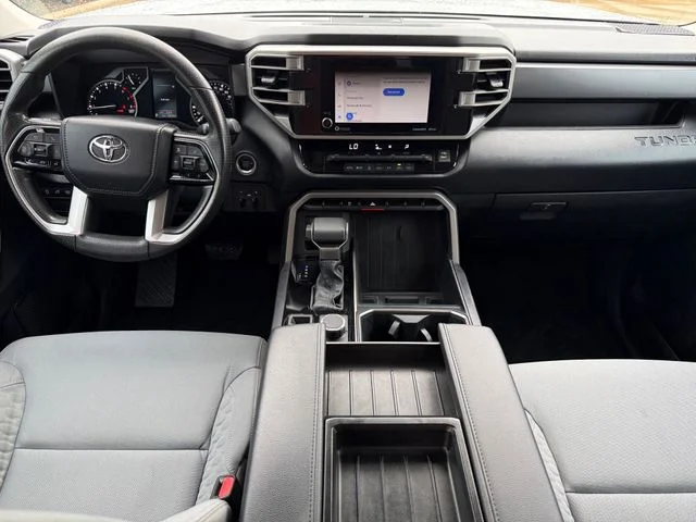 2022 Toyota Tundra - Image 20