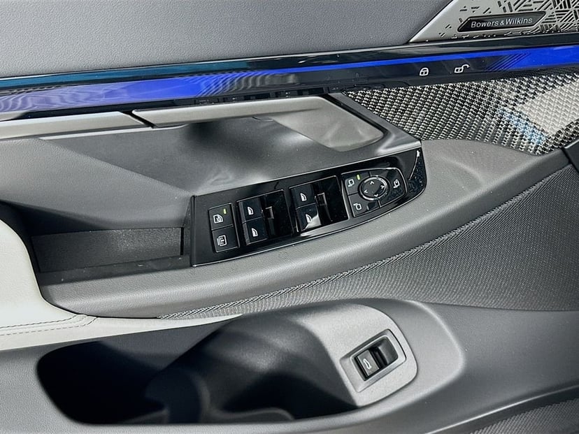 2026 BMW M5 - Image 20