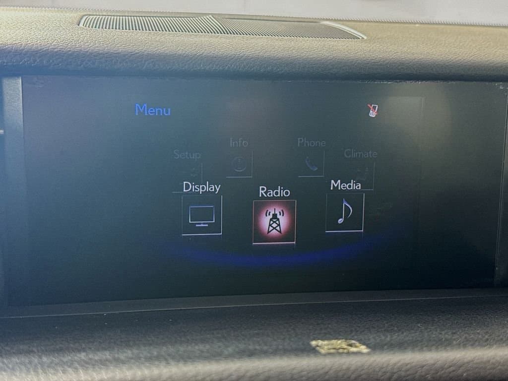 2014 LEXUS IS - Image 18