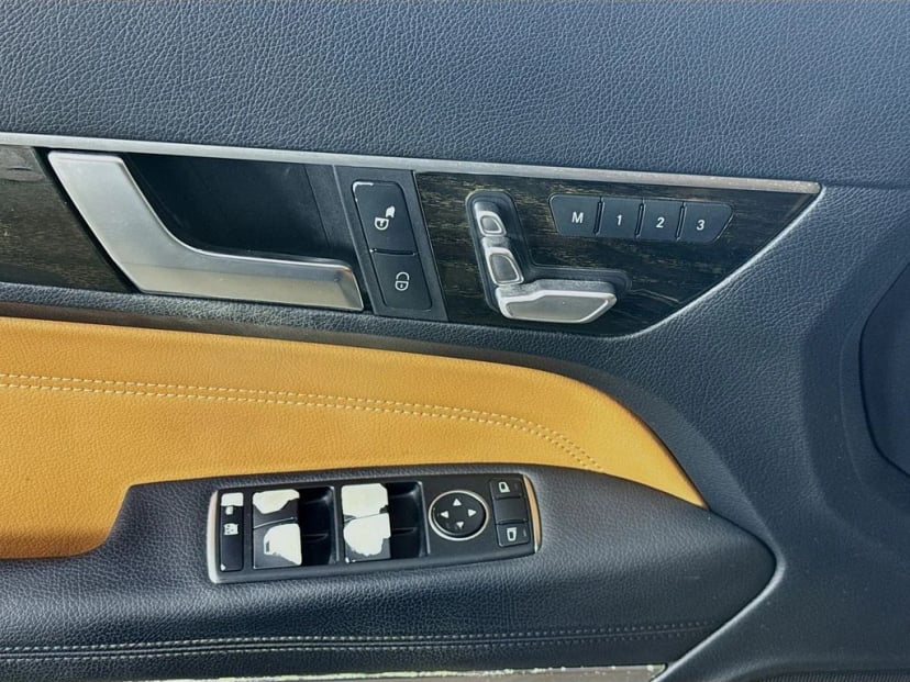 2014 Mercedes-Benz E-Class - Image 18