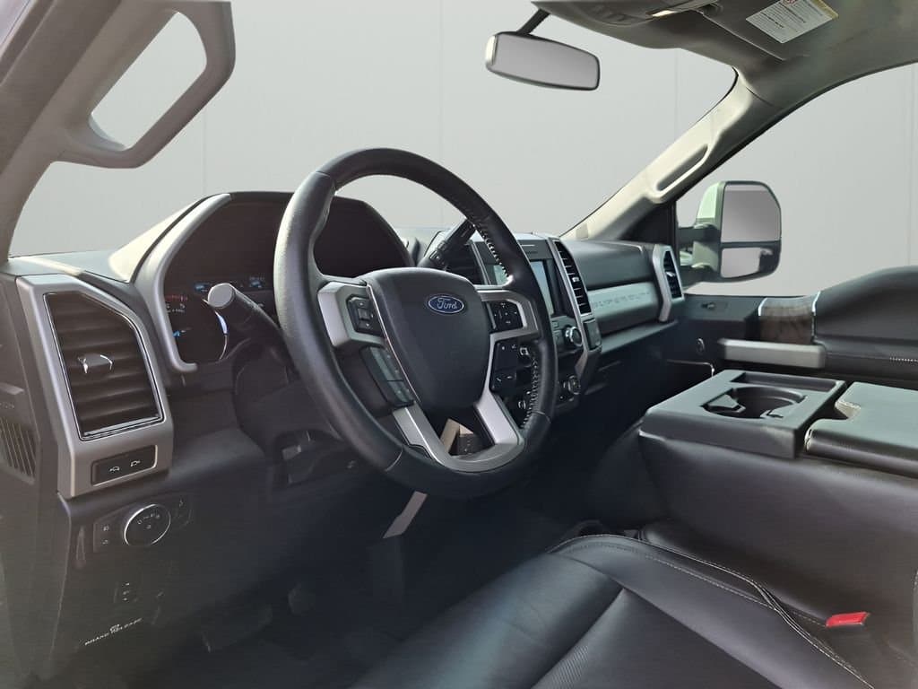 2019 Ford F-250SD - Image 28