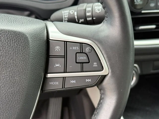 2024 Toyota Grand Highlander - Image 15