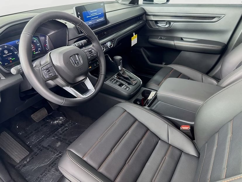 2026 Honda CR-V Hybrid - Image 13