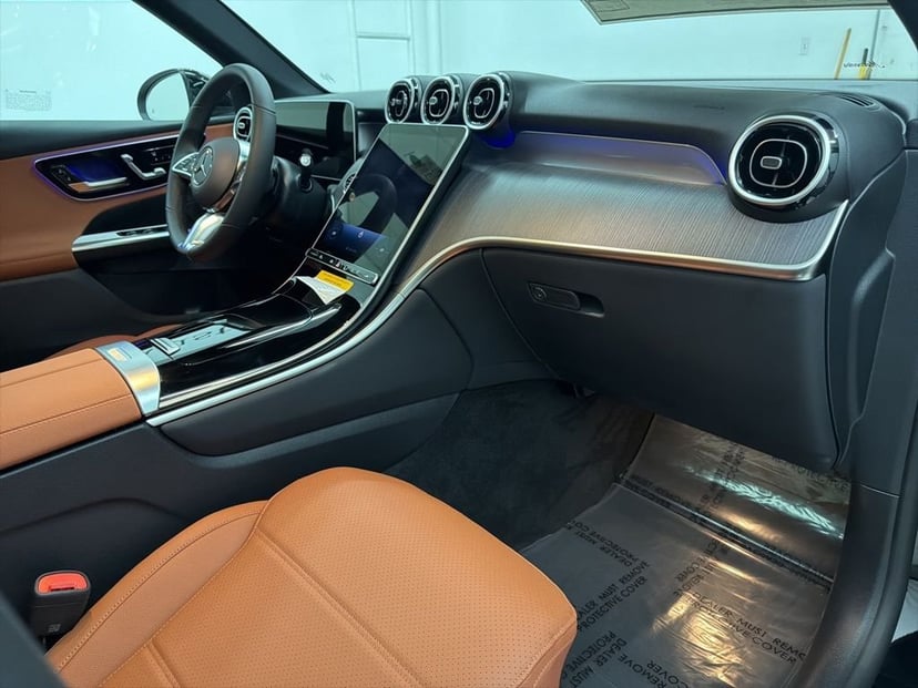 2026 Mercedes-Benz GLC - Image 28