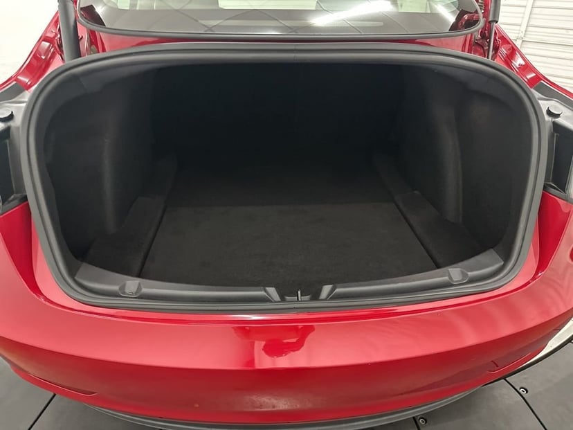 2023 Tesla Model 3 - Image 13