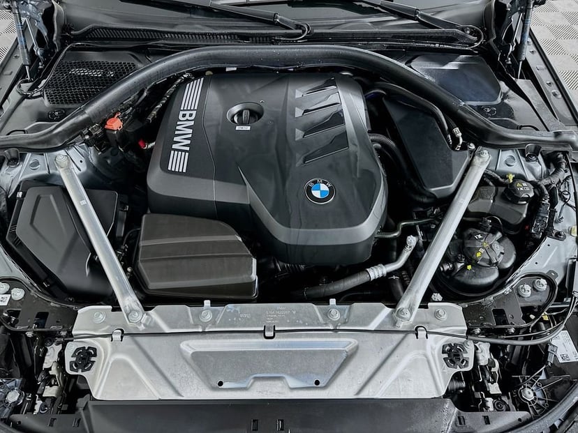 2025 BMW 4 Series - Image 31