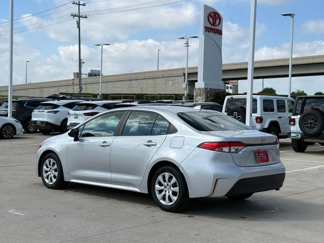 2024 Toyota Corolla - Image 8