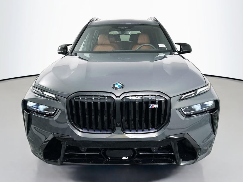 2026 BMW X7 - Image 3