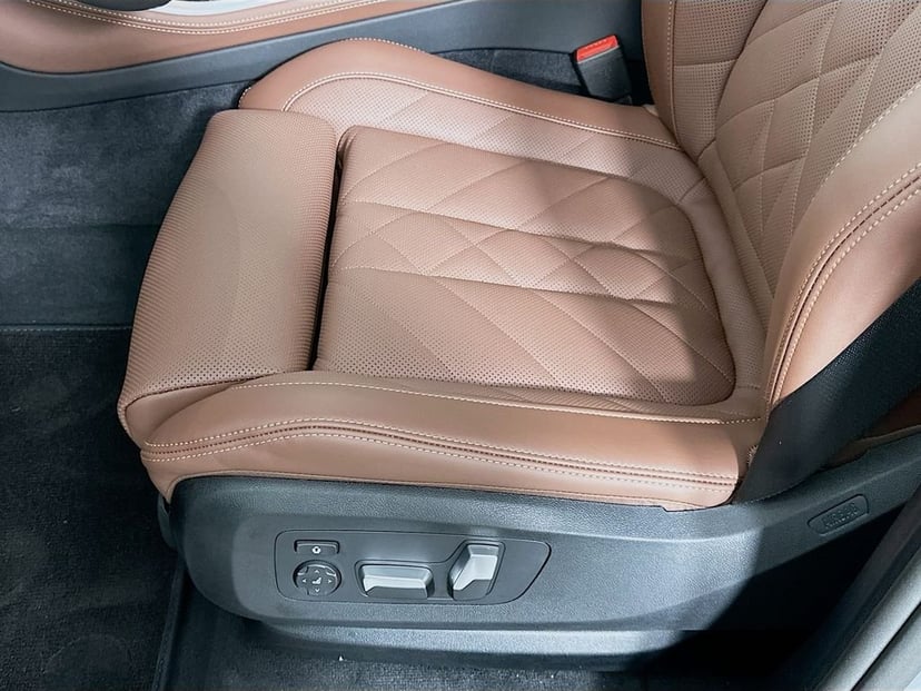 2026 BMW X5 - Image 21