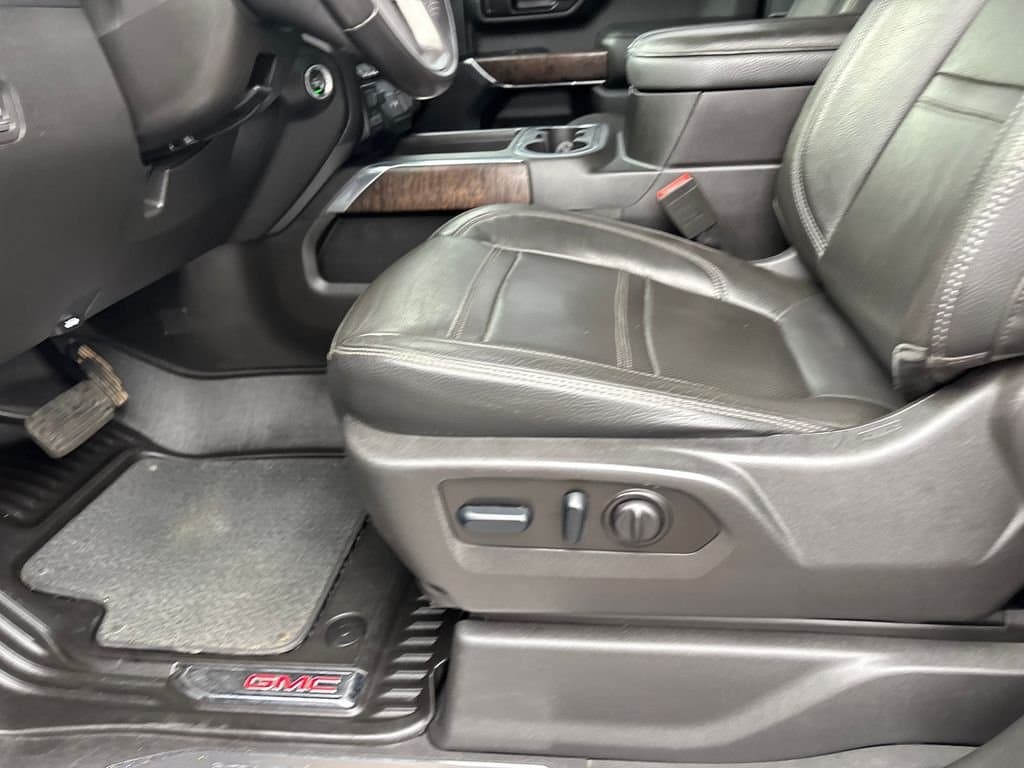 2022 GMC Sierra 2500HD - Image 25