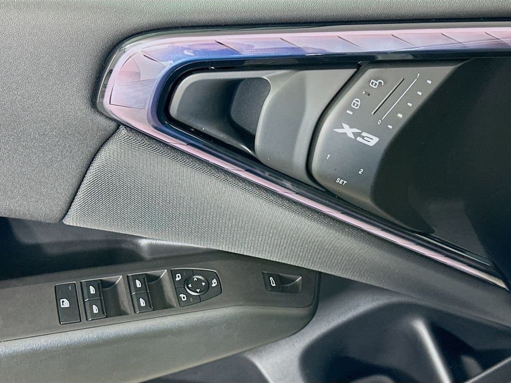 2025 BMW X3 - Image 17