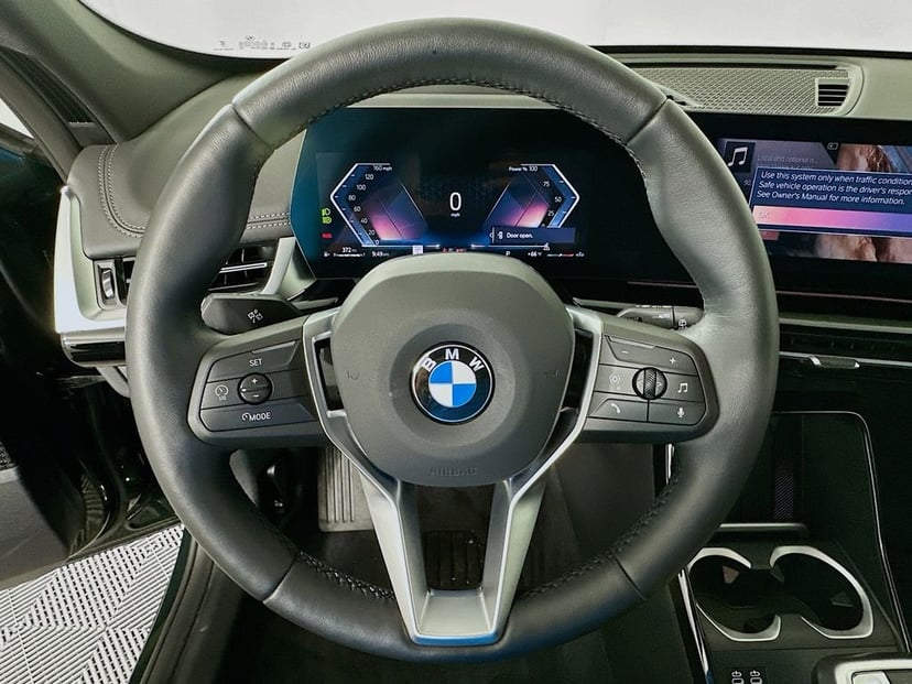 2025 BMW X1 - Image 11