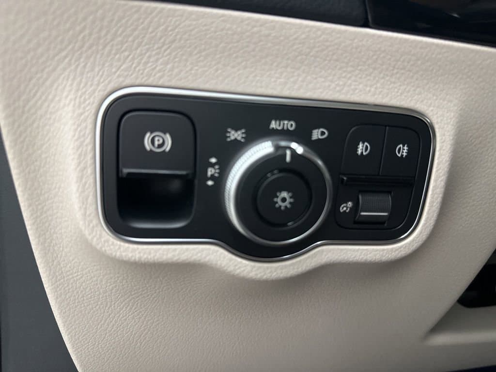 2026 MERCEDES-BENZ GLA - Image 54