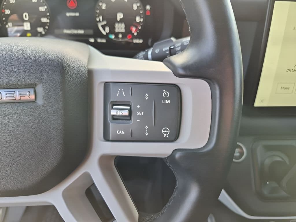 2024 Land Rover Defender 130 - Image 34