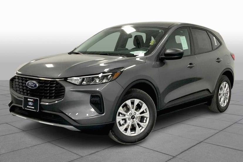 2026 Ford Escape - Image 18