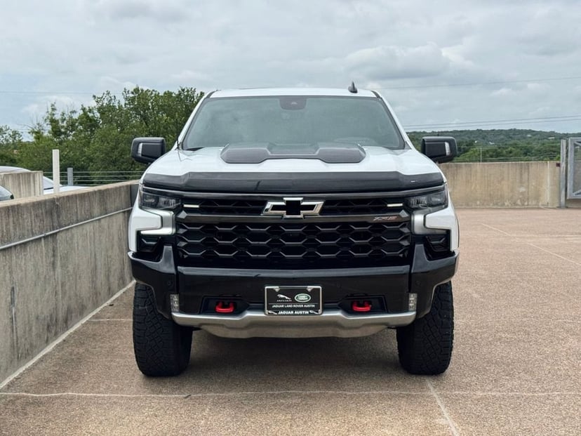 2025 Chevrolet Silverado 1500 - Image 2