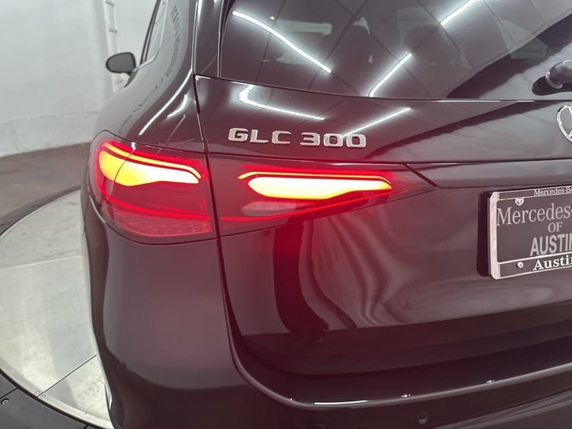 2026 Mercedes-Benz GLC - Image 28