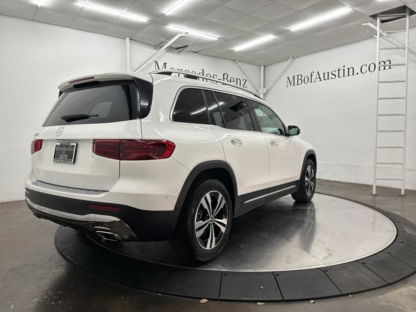 2026 Mercedes-Benz GLB - Image 7