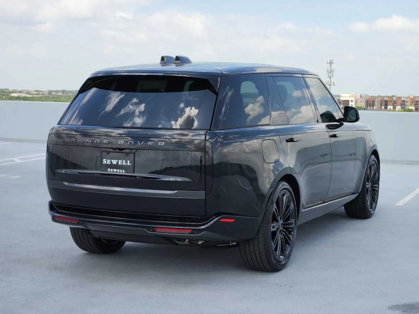 2026 LAND ROVER Range Rover - Image 7