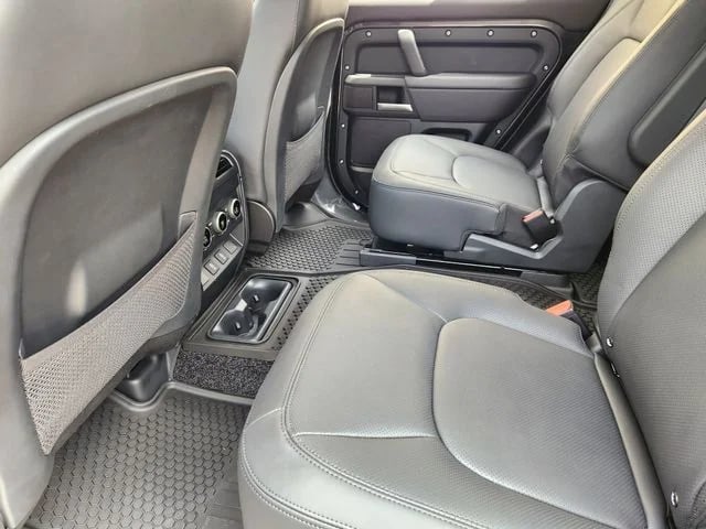 2026 Land Rover Defender 130 - Image 28
