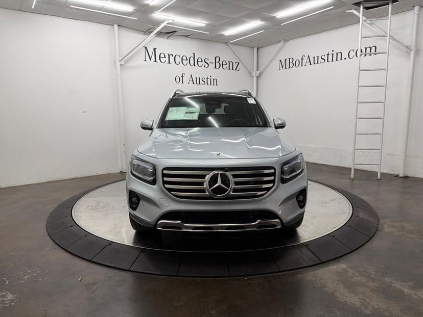 2026 Mercedes-Benz GLB - Image 2