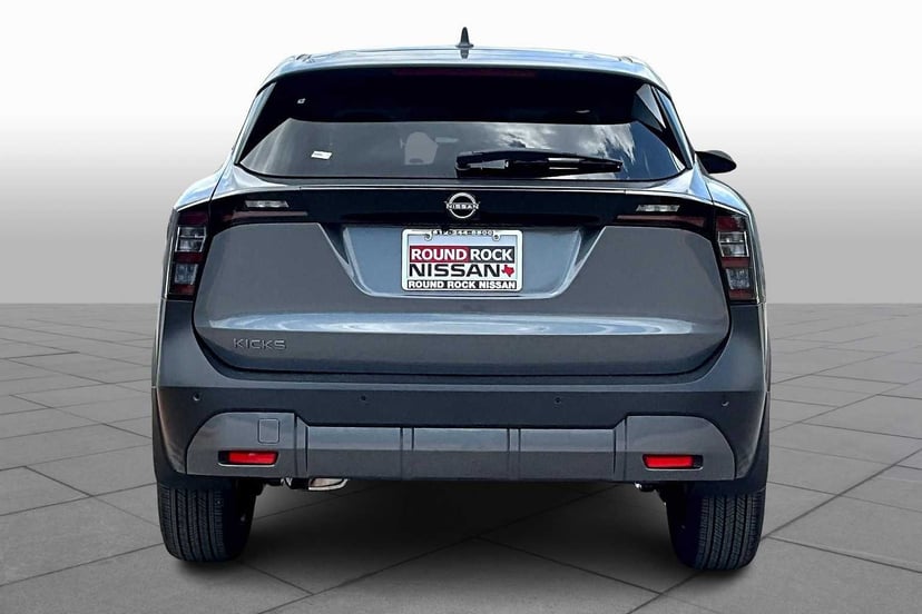 2025 Nissan Kicks - Image 4