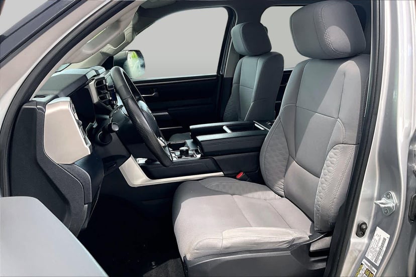 2023 Toyota Tundra - Image 8