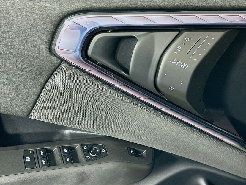 2025 BMW X3 - Image 16