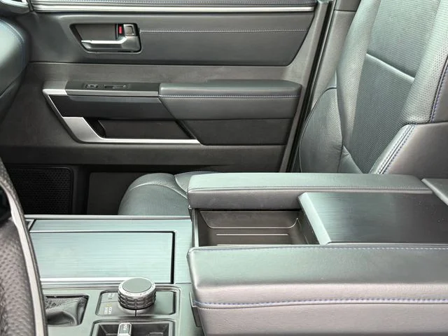 2023 Toyota Tundra Hybrid - Image 10