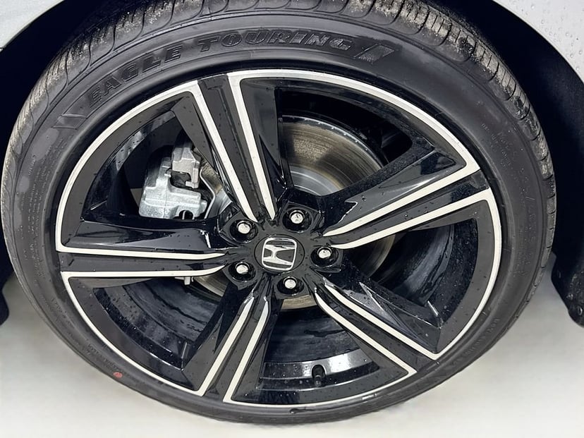 2026 Honda Accord Hybrid - Image 40