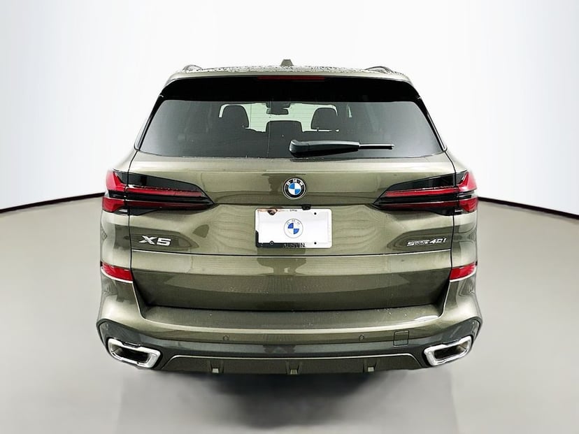 2026 BMW X5 - Image 6