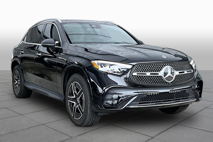 2026 Mercedes-Benz GLC 300 - Image 1