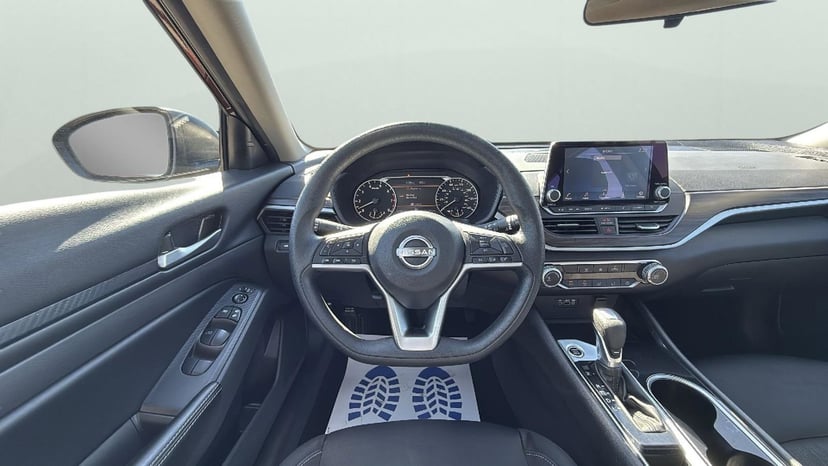 2024 Nissan Altima - Image 13
