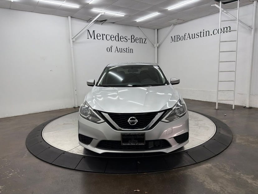 2018 Nissan Sentra - Image 2
