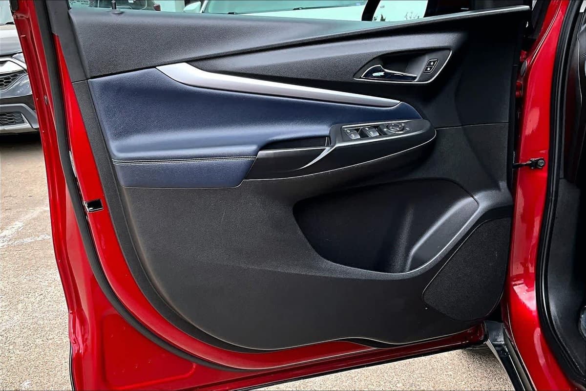 2023 Chevrolet Bolt EUV - Image 20