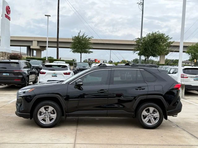 2024 Toyota RAV4 - Image 7