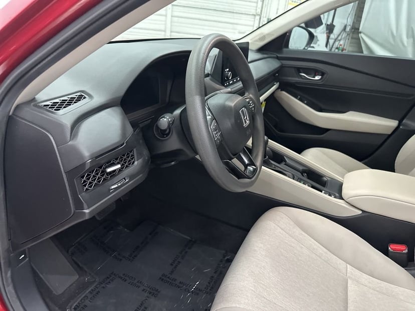2024 Honda Accord - Image 9
