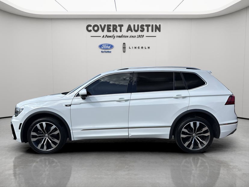 2021 Volkswagen Tiguan - Image 2