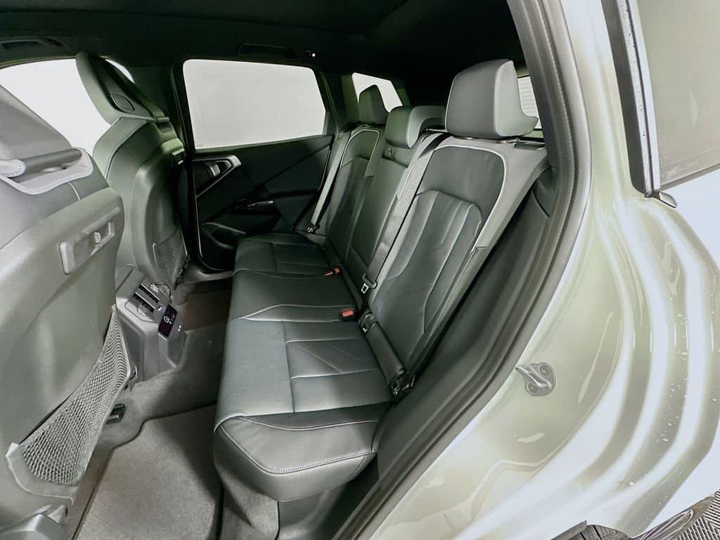 2026 BMW X3 - Image 17