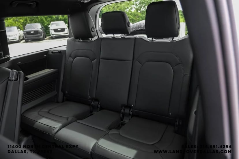 2026 Land Rover Defender 130 - Image 38