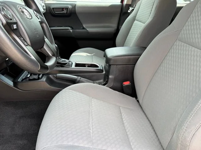 2022 Toyota Tacoma - Image 10