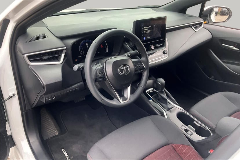 2026 Toyota Corolla - Image 17