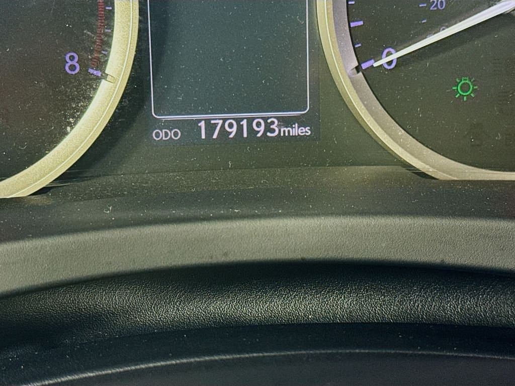 2014 LEXUS IS - Image 16