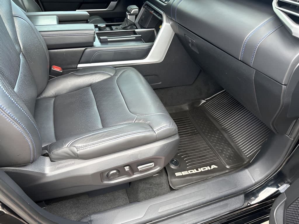 2024 Toyota Sequoia - Image 16
