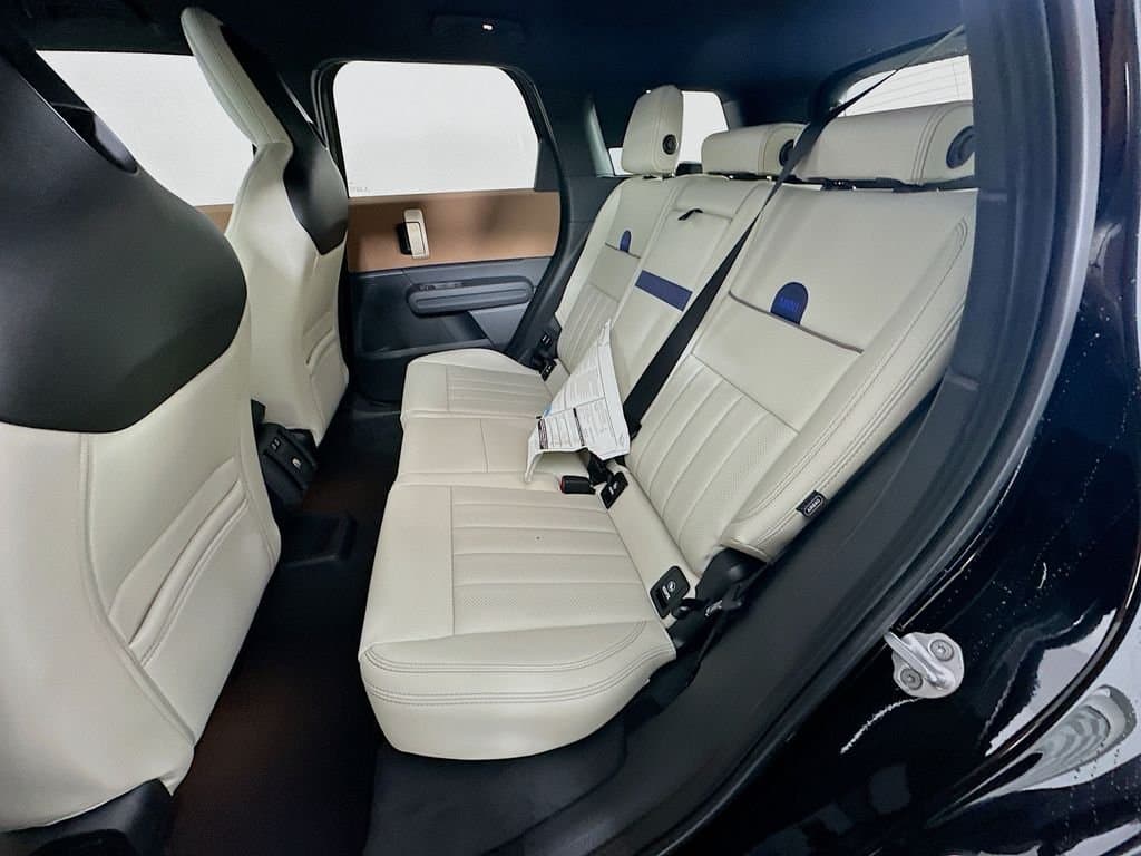 2025 MINI Cooper S Countryman - Image 17