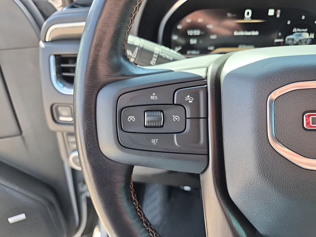 2022 GMC Yukon XL - Image 34