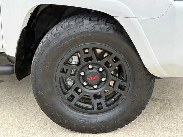 2023 Toyota 4RUNNER - Image 2