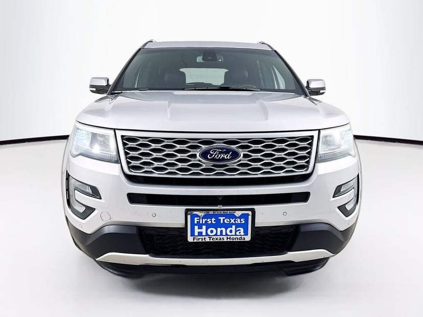 2016 Ford Explorer - Image 2