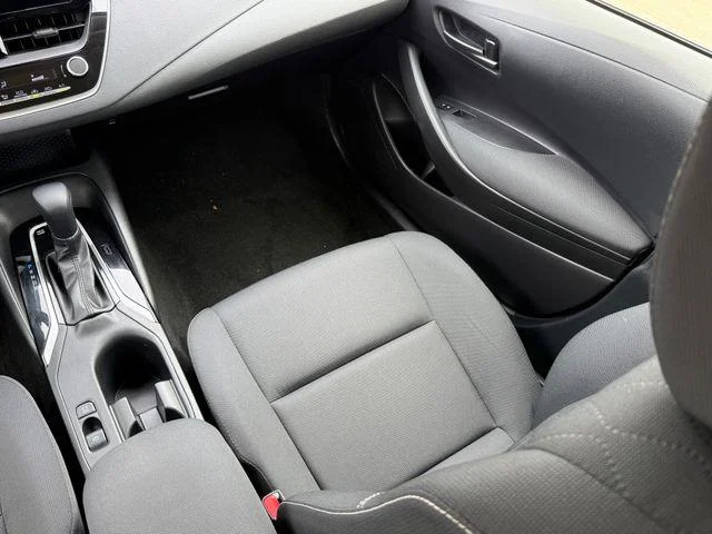 2025 Toyota COROLLA HYBRID - Image 25