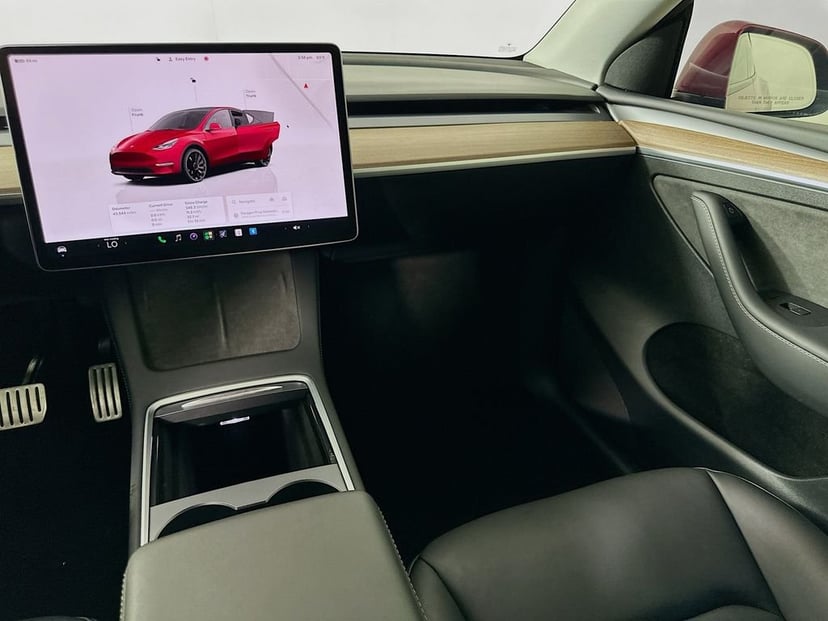 2022 Tesla Model Y - Image 23
